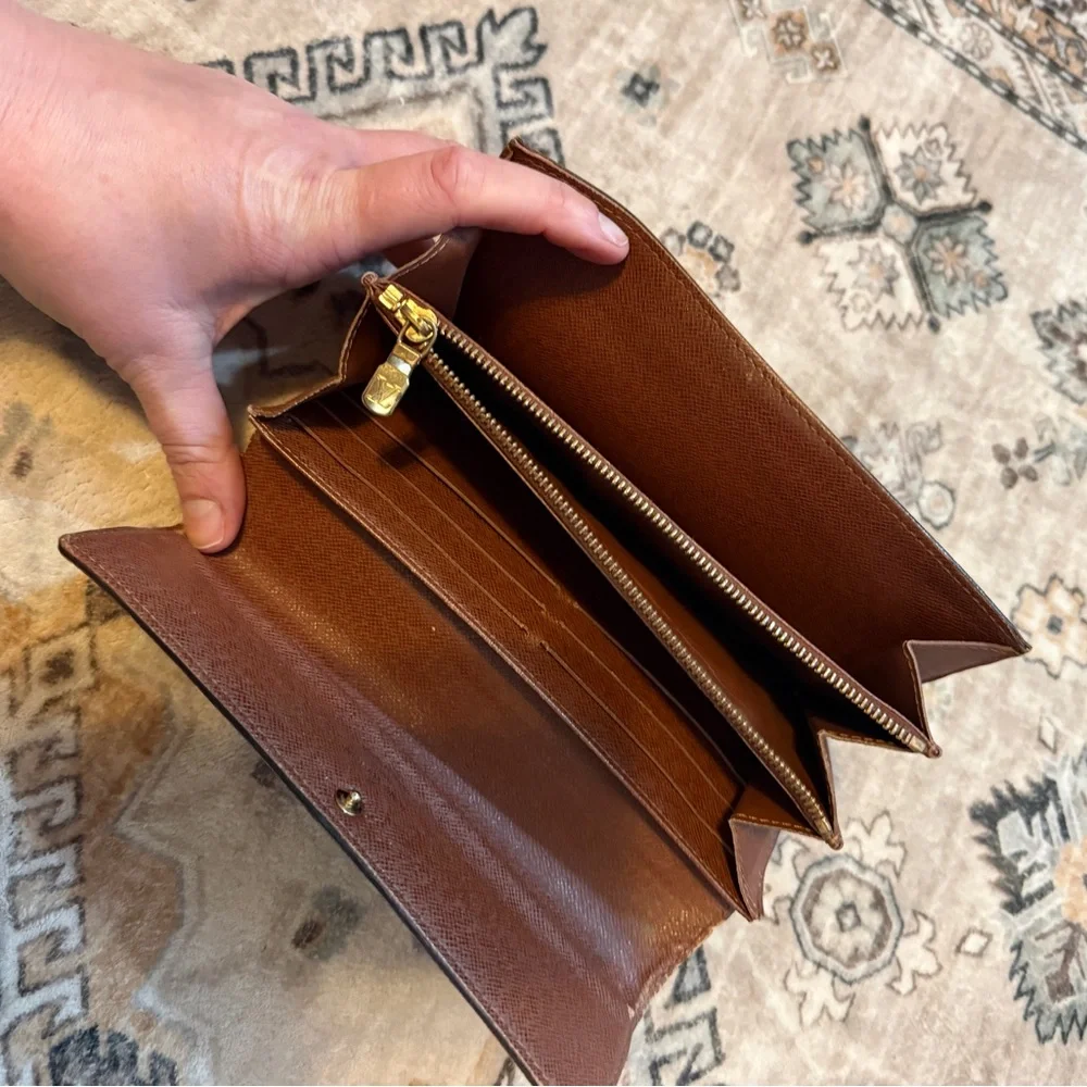 Louis Vuitton LV Monogram Coated Canvas Sarah Wallet - Classic Long Wallet - Picture 9 of 10